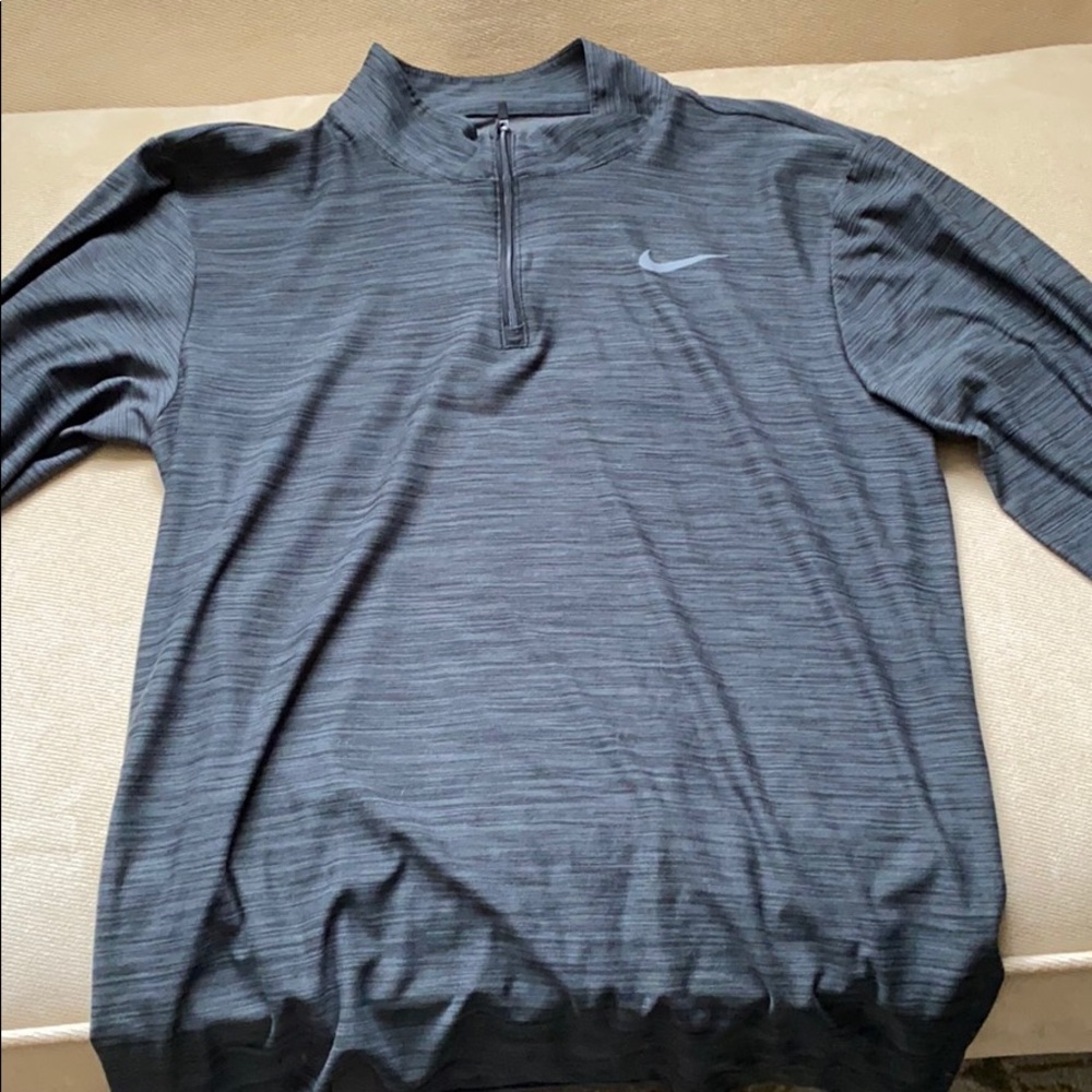Nike pullover